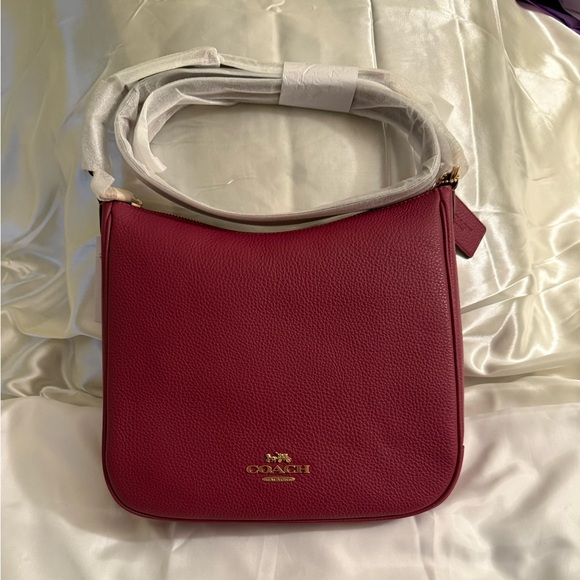 🩷Coach NWT Wine Color Leather Shoulder Bag with crossbody straps & Gold hardware - Picture 2 of 6